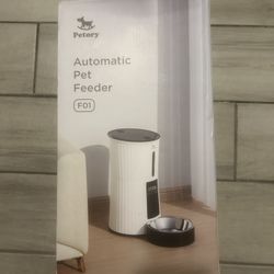 Automatic Pet Feeder - New In Box! 