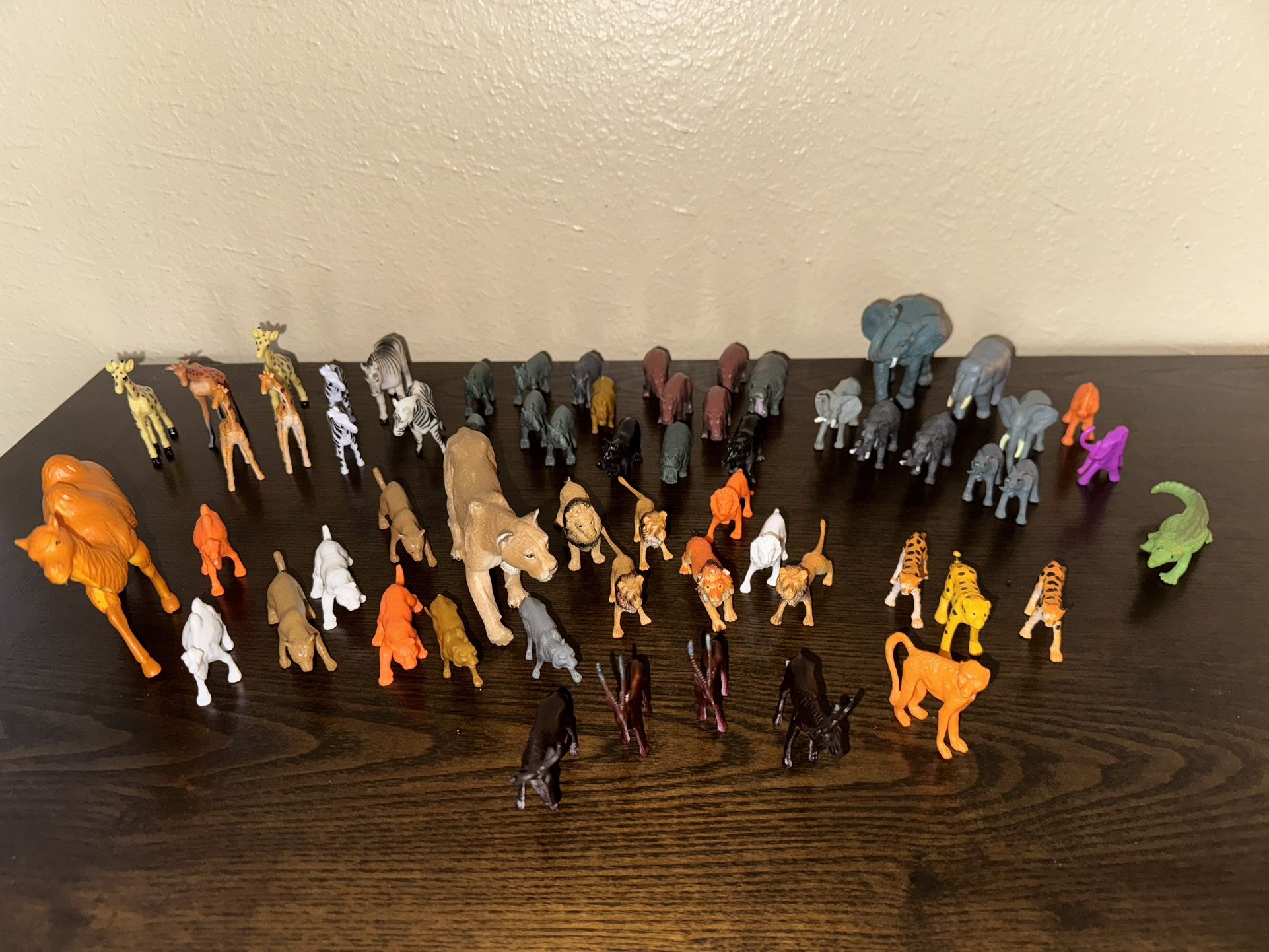 Safari Animals - 60 Pieces