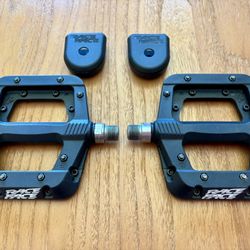 RaceFace Chester Pedals With Crank Boots (used 3 times)