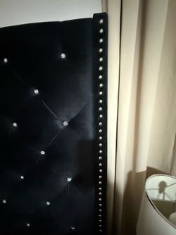Queen bed