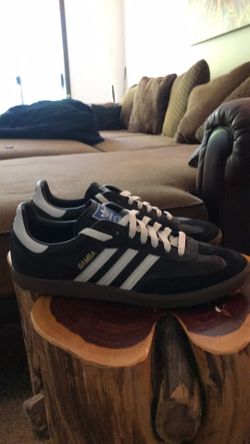 Adidas Samba”s In Near Perfect Condition. Size 10.5! Get this timeless shoe today for 45$ obo!