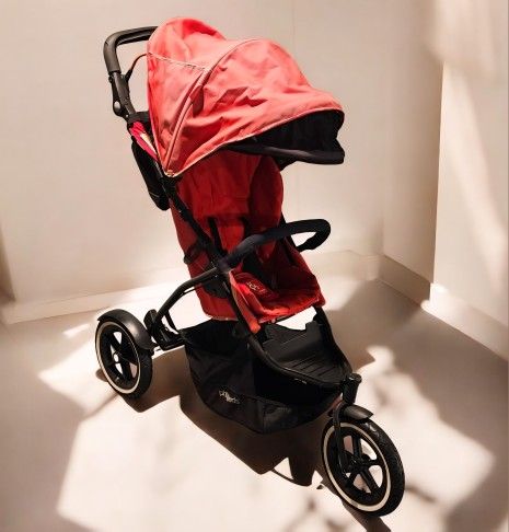 Phil & Teds Jogging Stroller - $220 or Best Offer π΄ββοΈπΆ