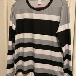 Women’s Shirt Large