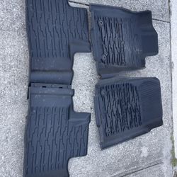 Jeep Cherokee Used Rubber Mats 