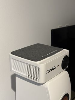 1080p Projector & Chromecast