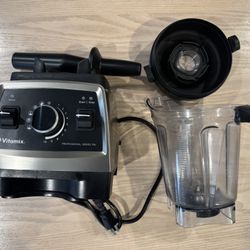 Vitamix Professional 750 Stainless Blender 