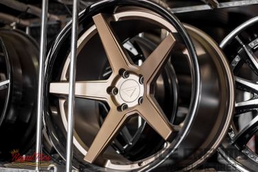 20's WHEELS AND TIRES