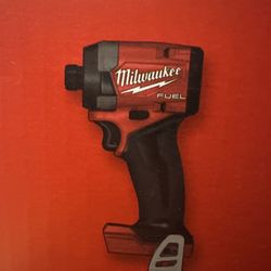 Milwaukee M28 Impact Driver 
