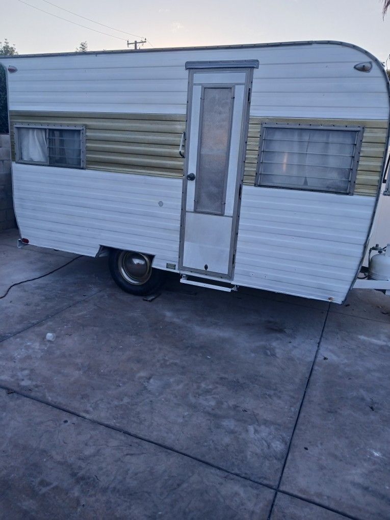 1970 Cardinal 16 Ft Travel Trailer Original Vintage