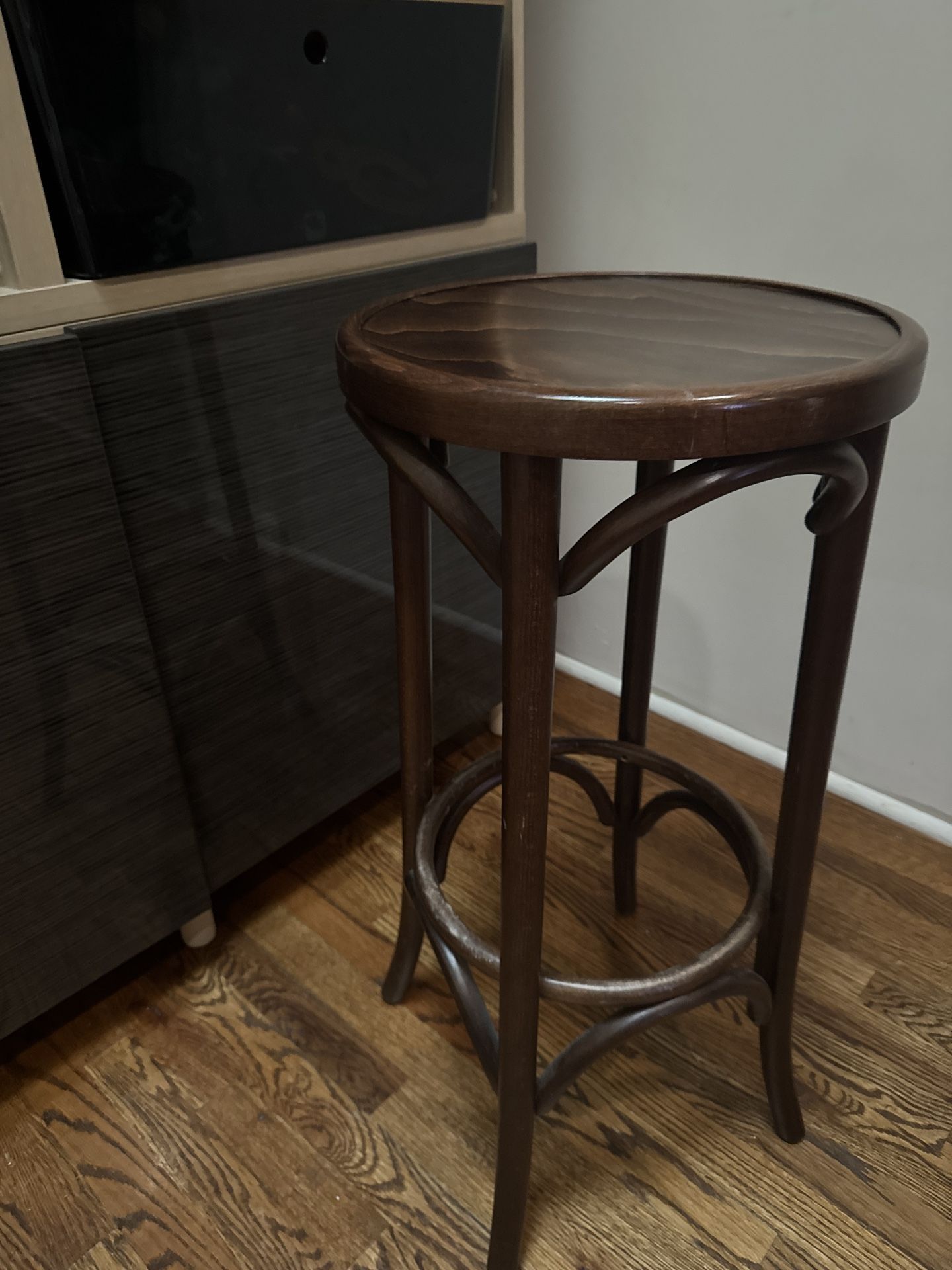 Bar Stools , Wood $60 Almost Like New - Ten Available 