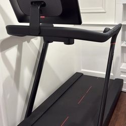 Peloton Tread