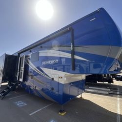 2022 Redwood RV Redwood 4150RD