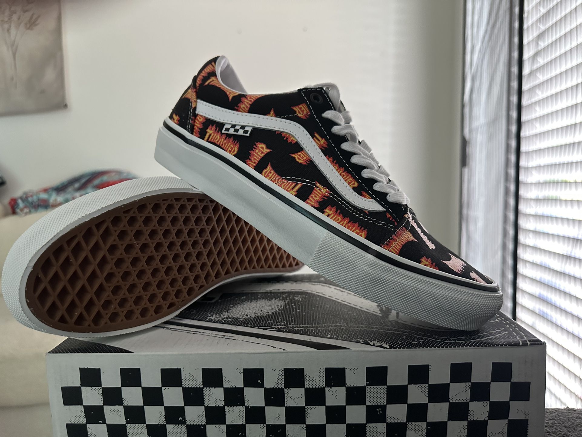 Thrasher Vans: Men’s 9