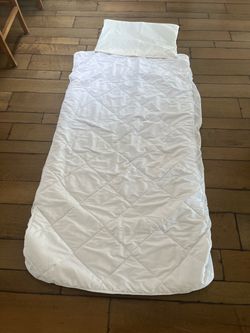 Twin mattress and pillow protectors