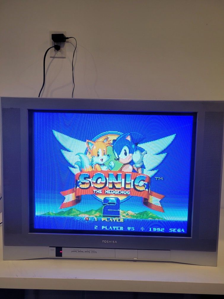 Toshiba 24 in widescreen crt tv