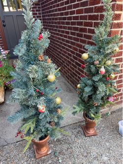 Christmas tree decor