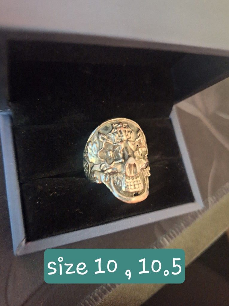 Skull Ring