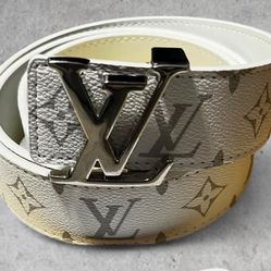 Louis Vuitton belt
