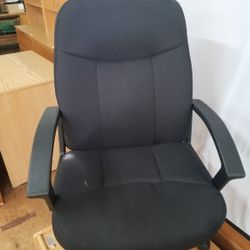 CHAIR CLEAN AND GOOD (HOME3)

