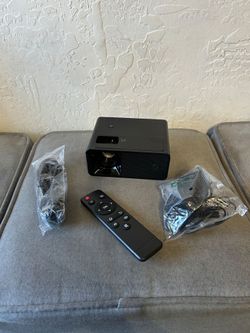 Cibest mini projector