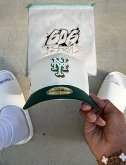 NY Mets Fitted Hat (606 Brims Exclusive)