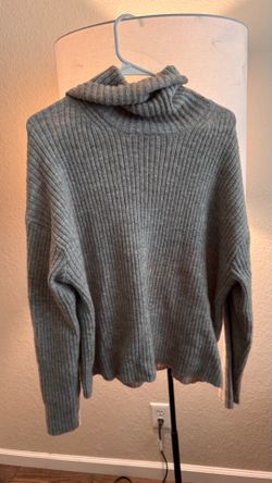 turtleneck light sweater