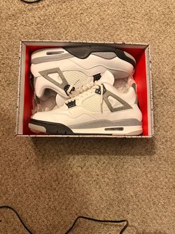 Jordan 4 Retro White Cement