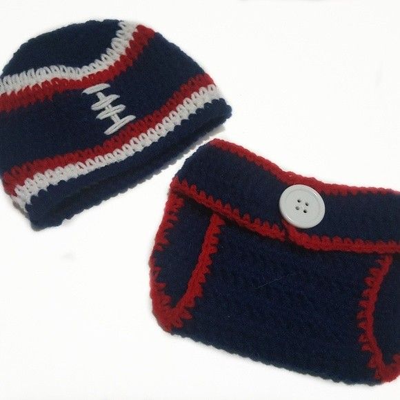 Handmade NE Patriots Beanie Hat & Diaper Cover Set