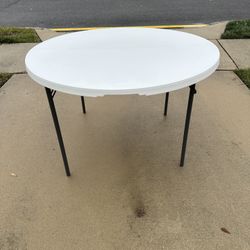48” Foldable Table