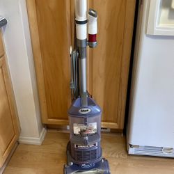 Shark Navigator Lift Away Vacuum