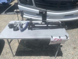Blue ox tow bar mint condition 450$ obo