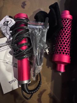 Heated round brush