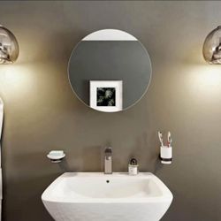 Circular Stainless Steel Bathroom Medicine Cabinet in Chrome (20 x 20in), New in Box