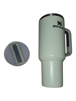 Stanley 40oz Quencher H2.0 FlowState Tumbler - SAGE