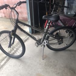 GIANT SEDONA BIKE
