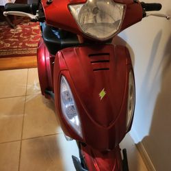 E-WHEELS  EW 36 MOBILITY SCOOTER