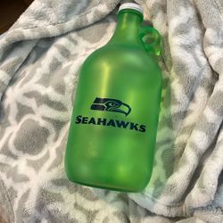 NFL Seattle SEAHAWKS Beer GROWLER Green Frosted Glass Bottle 64Oz