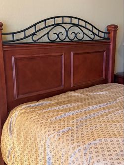 Queen bedroom set