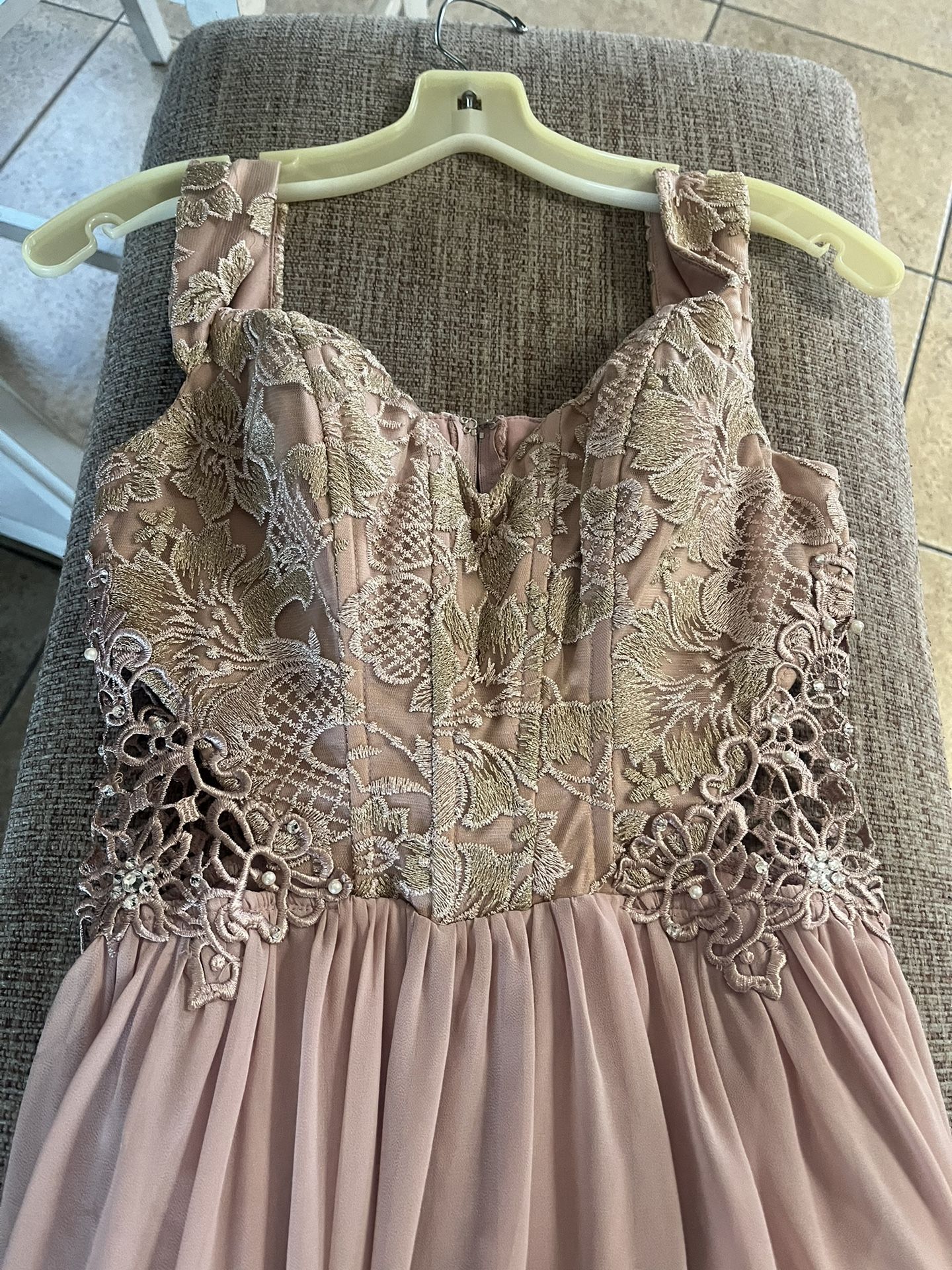 Elegant Evening/bridesmaid Dress