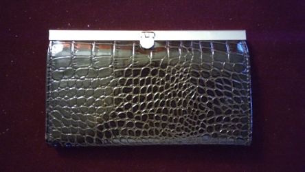 Brown Croc Wallet...7 1/2 x 4 1/2"