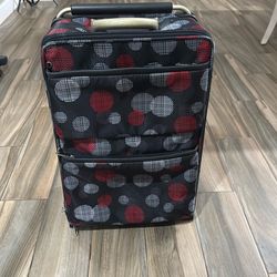 It Luggage Carry On