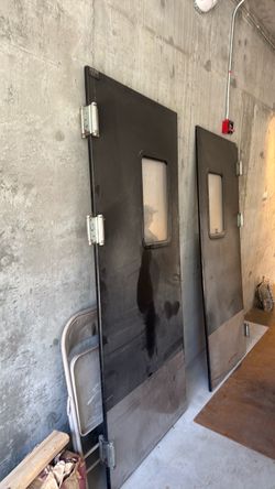 Carlson commercial kitchen doors