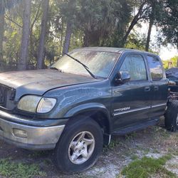 2001 Toyota Tundra Limited For Parts V8 - 4.7L