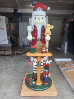 5’ wooden Toy maker nutcracker