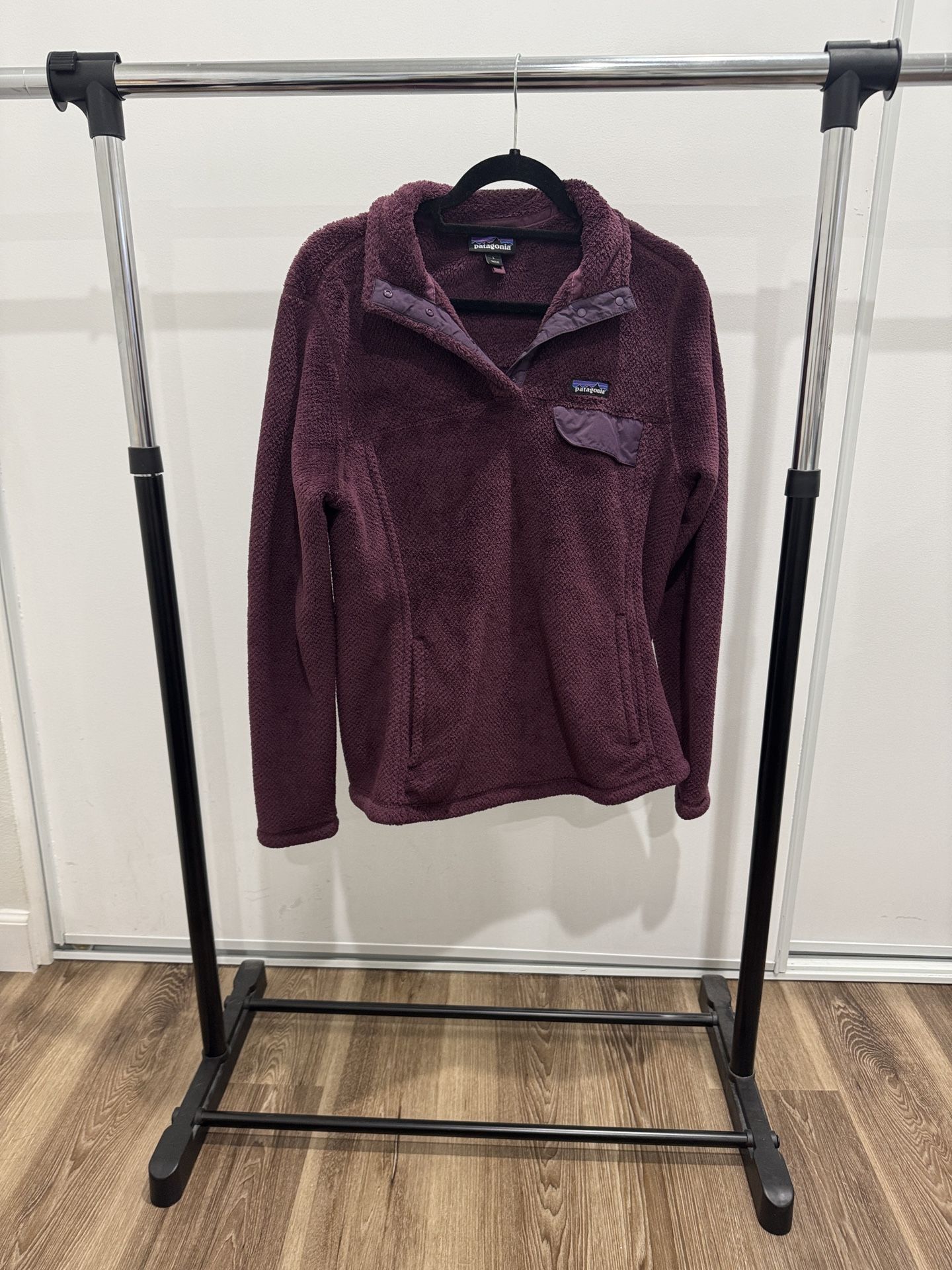 Purple Patagonia Pullover L