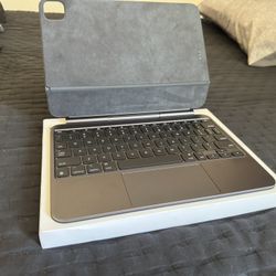 Magic Keyboard Pro
