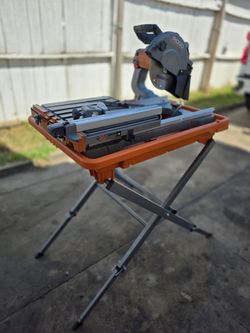 RIDGID 12 Amp 8 in. Blade Corded Wet Tile Saw with Extended Rip