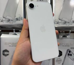 New iPhone 16e white- 128GB A3212 unlocked (Open Box)