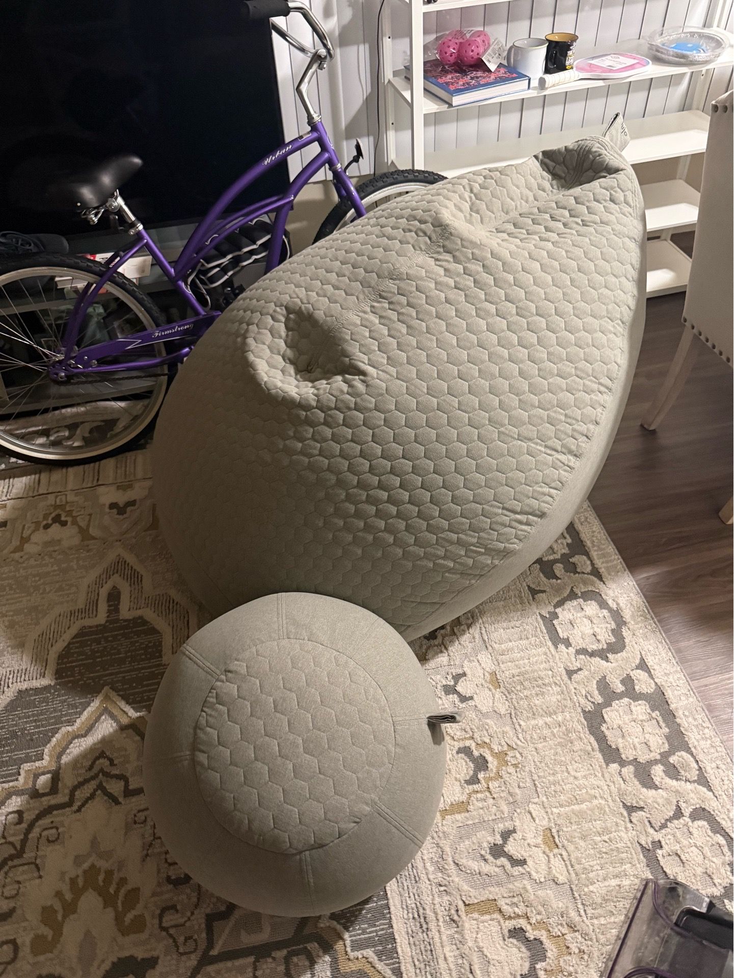 Lujo Bean bag + ottoman