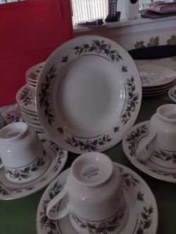 Holiday Dinnerware